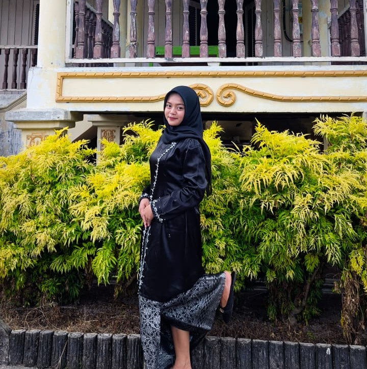 Cahyani Putri Sofari